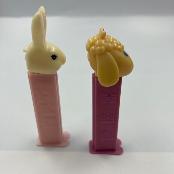 Vintage PEZ Dispensers Easter Lamb & Easter Bunny Rabbit Made In Yugoslavia - Picture 7 of 10